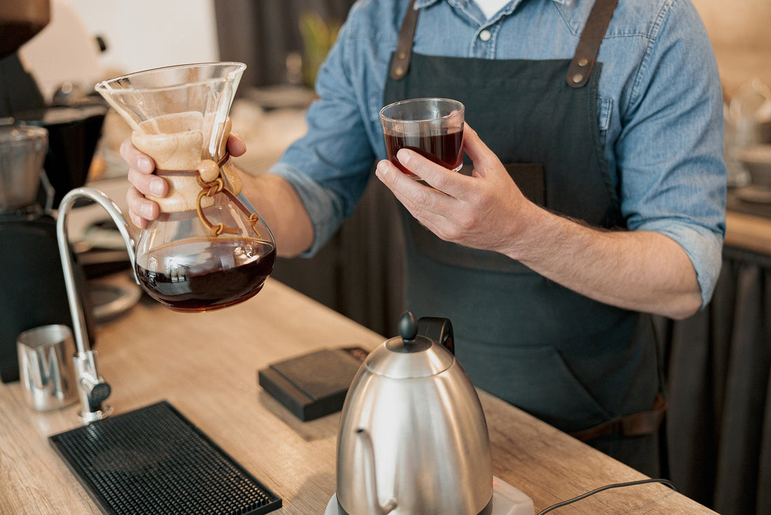 Die Wissenschaft hinter Pour Over: Ein wissenschaftlicher Blick auf die Prozesse, die während der Zubereitung ablaufen