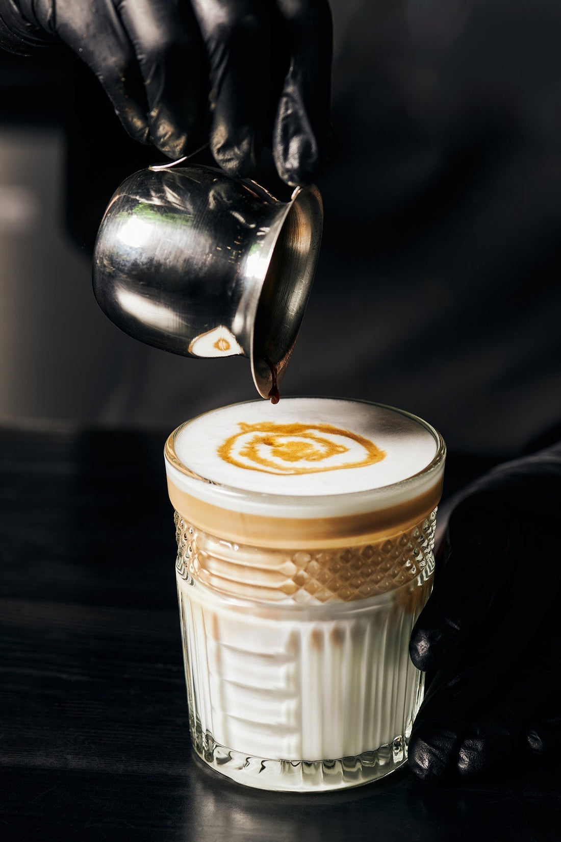 Latte Macchiato: Rezept und Zubereitung in 4 Schritten