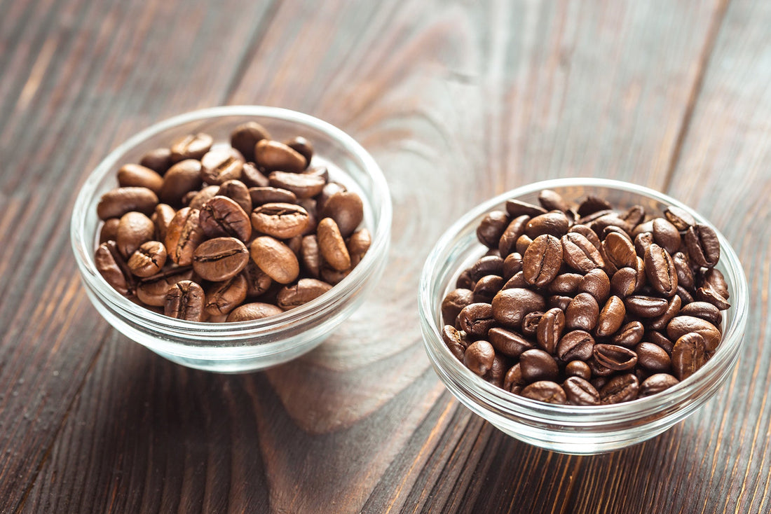 Kaffeesorten: Arabica vs. Robusta für Pour Over. Vergleich der beiden bekanntesten Kaffeesorten und welche sich besser für Pour Over eignet.