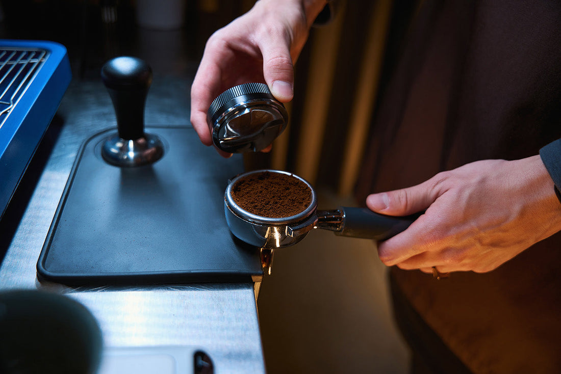 Espresso Channeling: So vermeiden Sie sauren Geschmack und Wässrigkeit